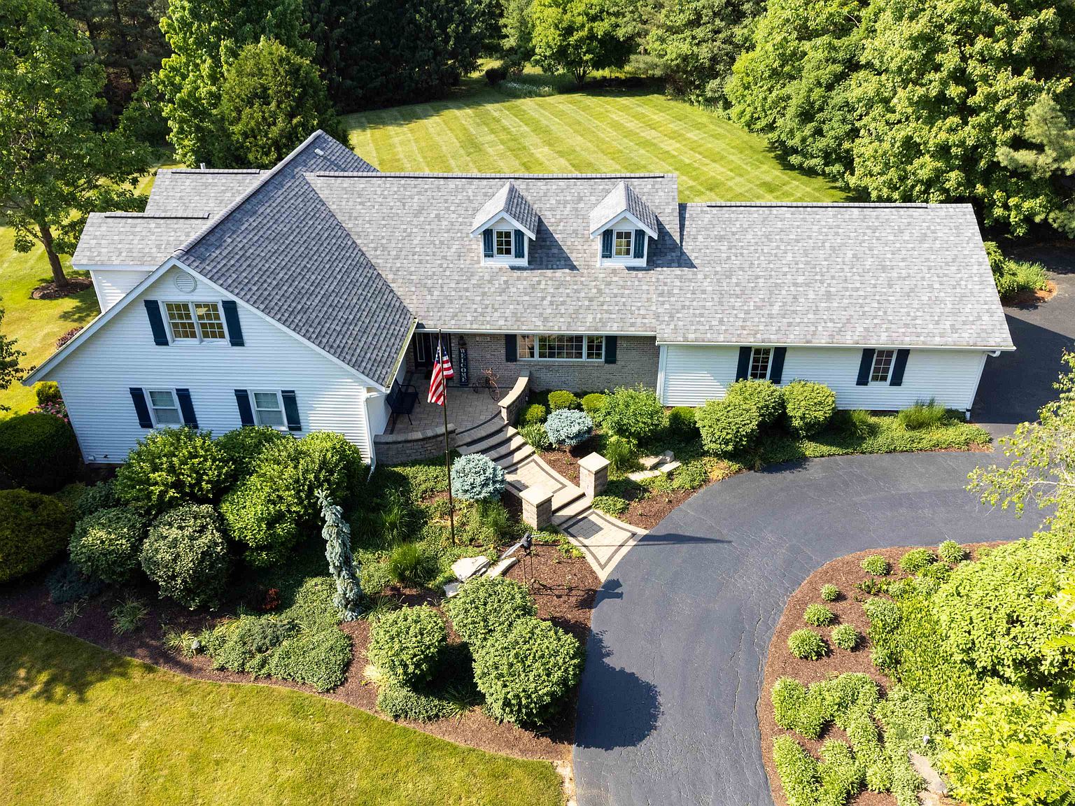 2200 Cairnwell Dr, Belvidere, IL 61008 Zillow