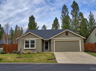 1662 W Hill Ave, Sisters, OR 97759