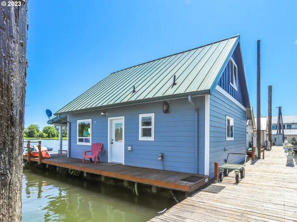 25000 NW Saint Helens Rd Unit N-3, Portland, OR 97231