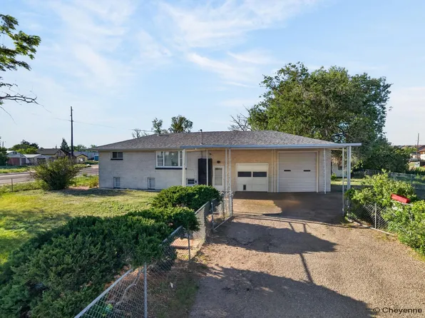 3410 Green Ct, Cheyenne, WY 82009