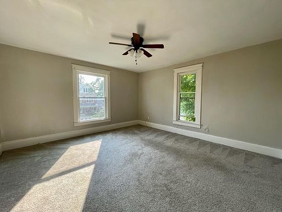 3rd image of 610 1/2 Sandusky St