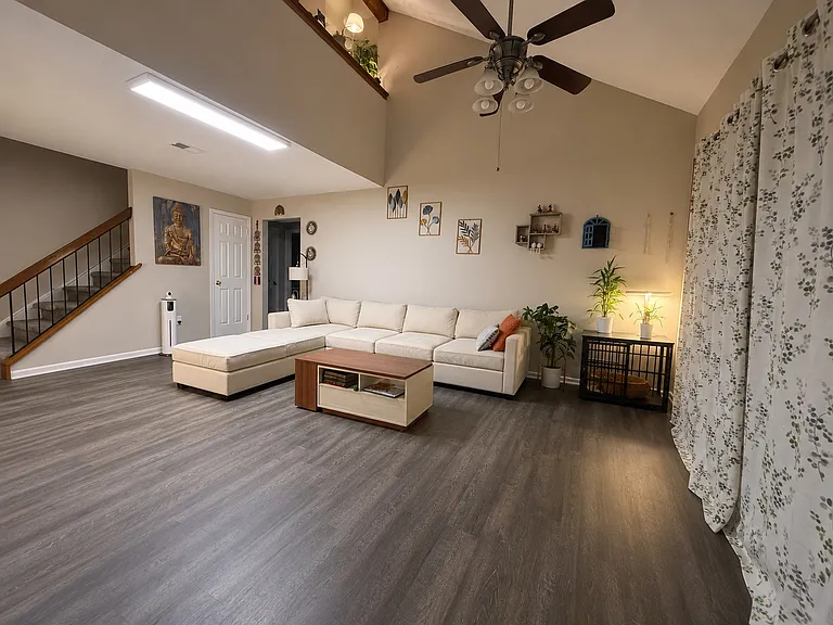 132 Beverly Hill Ter #H — Photo 1
