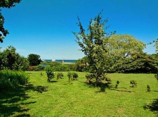 12 Center Hill Rd, Plymouth, MA 02360