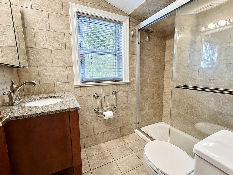 4A Sparhawk St — Photo 7