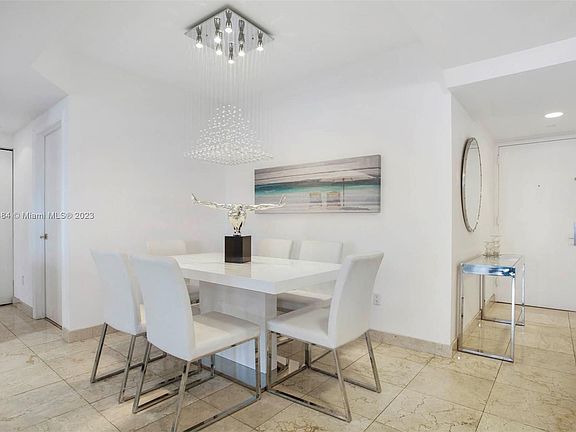4th image of 4775 Collins Ave APT 2508