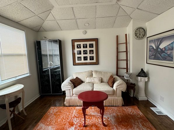 (undisclosed Address)