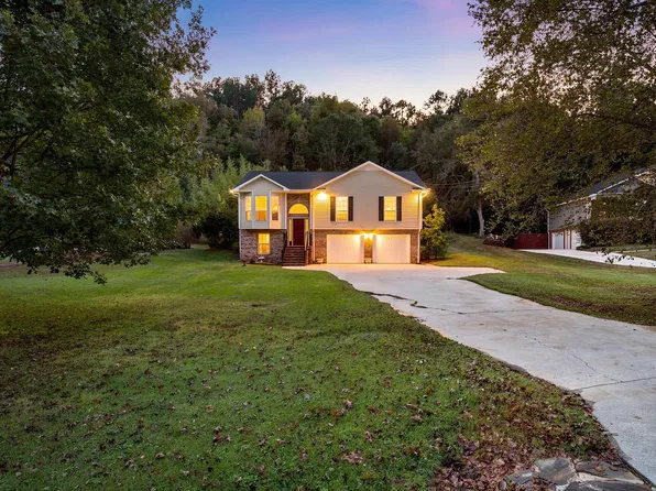 210 Lakeshore Cir, Trafford, AL 35180