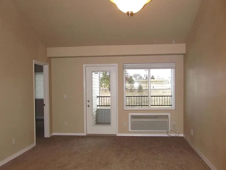 352 N Promenade Loop #C210 — Photo 5