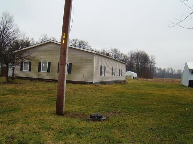 2nd image of 226 E County Road 1400 N