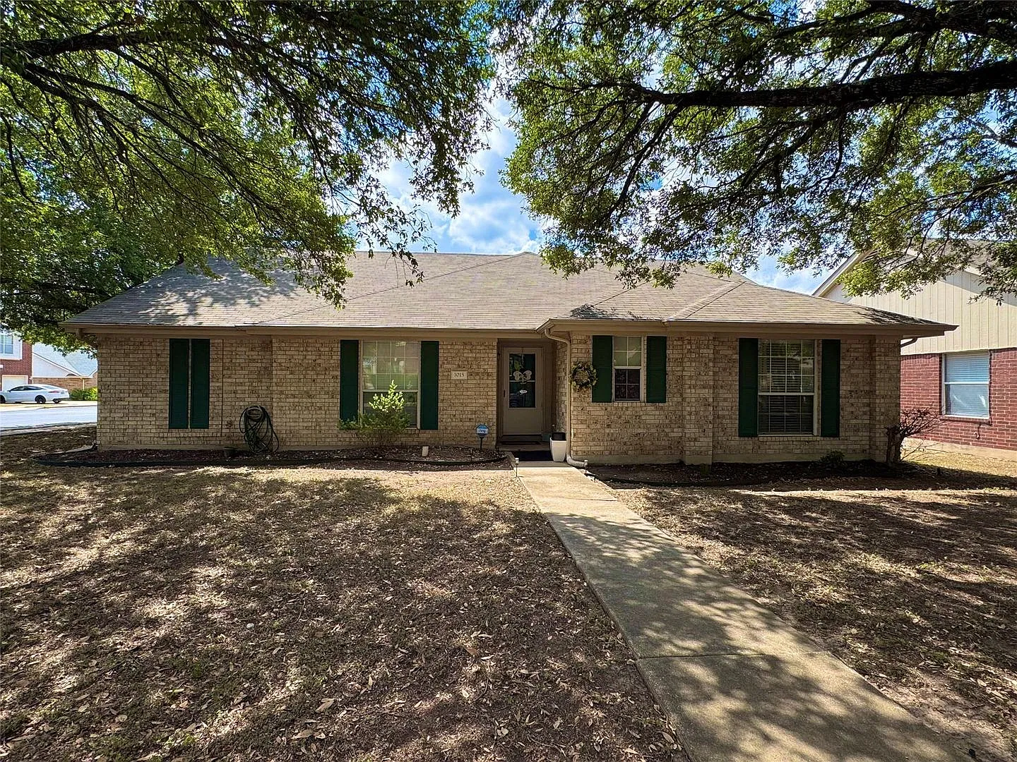 Beautiful Home on Expansive Corner Lot in North Pflugerville! — Photo 1