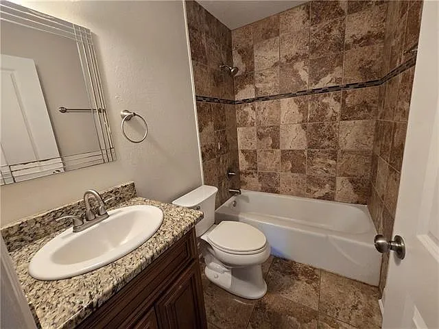 1540 Wildwood Ln — Photo 7