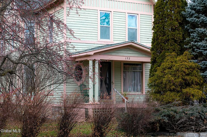 3rd image of 172 Elm Street