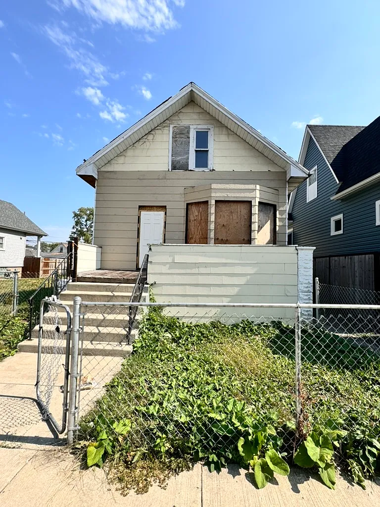10141 S Emerald Ave photo 1
