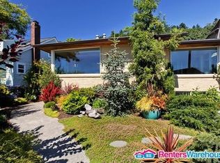 4516 Beach Dr SW, Seattle, WA 98116