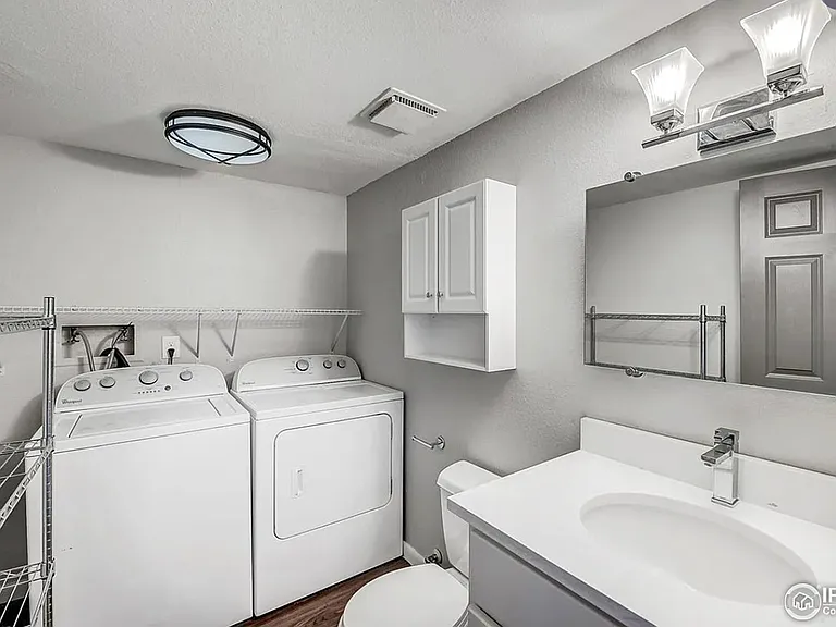 3395 Talisman Ct #C — Photo 8