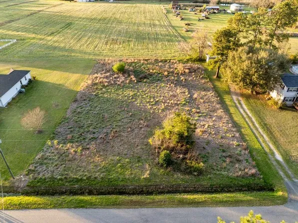 6353 Dawson Graham Rd., Conway, SC 29527