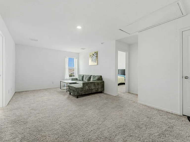 2915 Acacia Dr — Photo 20