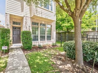 9002 Lakes At 610 Dr, Houston, TX 77054