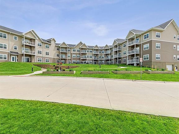 5th image of 3550 Stone Creek Cir SW #301