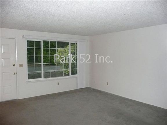 4th image of 7820 23rd St W