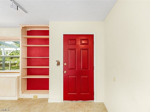 5th image of 15070 Malabar Dr