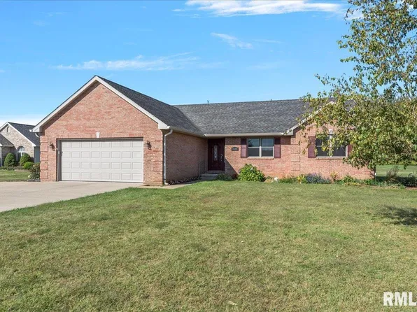 1673 840th Ave, Lincoln, IL 62656