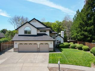 2511 Fulton Pl, Santa Rosa, CA 95401