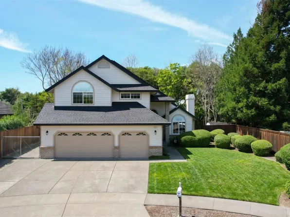 2511 Fulton Place, Santa Rosa, CA 95401