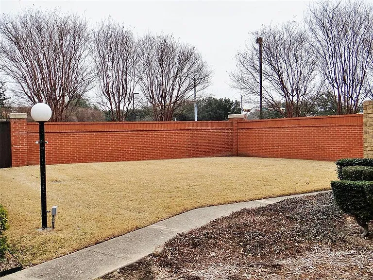 517 Ranch Trl #127 — Photo 21
