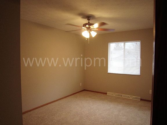 4th image of 521 W Grant St