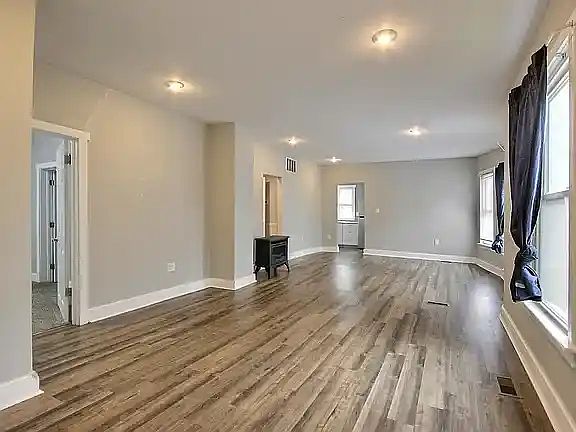 3rd image of 204 N Martinson Ave