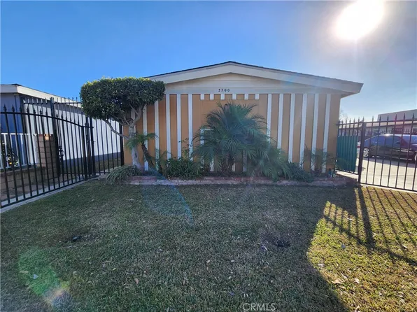 2700 W Century Blvd, Inglewood, CA 90303