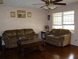 2nd image of 1526 Martin Luther Dr