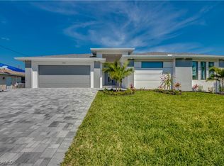 2541 SW 29th Terrace Cpe, Coral, FL 33914