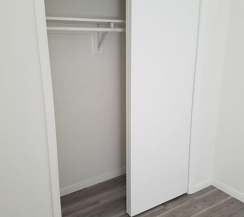 1st image of 1722 W 400 N #9