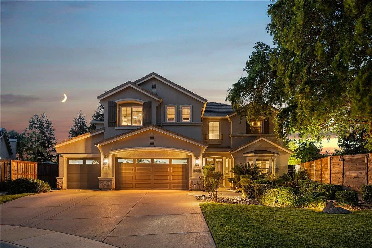 6905 Arianna Ct photo 1