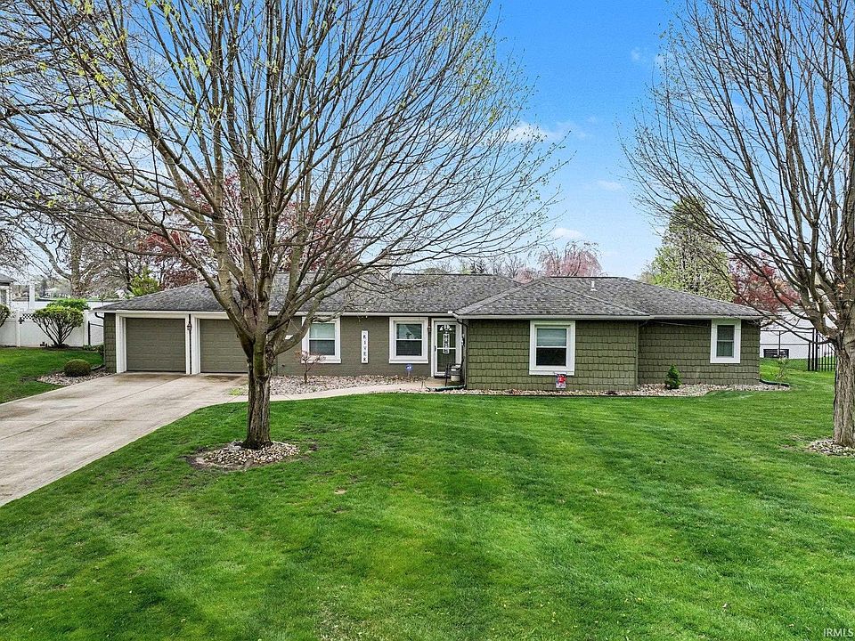 1st image of 1201 Greenleaf Blvd