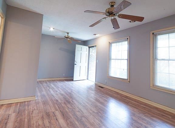5th image of 100 Dalewood Dr