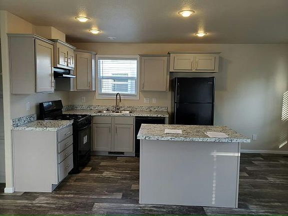 3rd image of 825 N Lamb Blvd #327