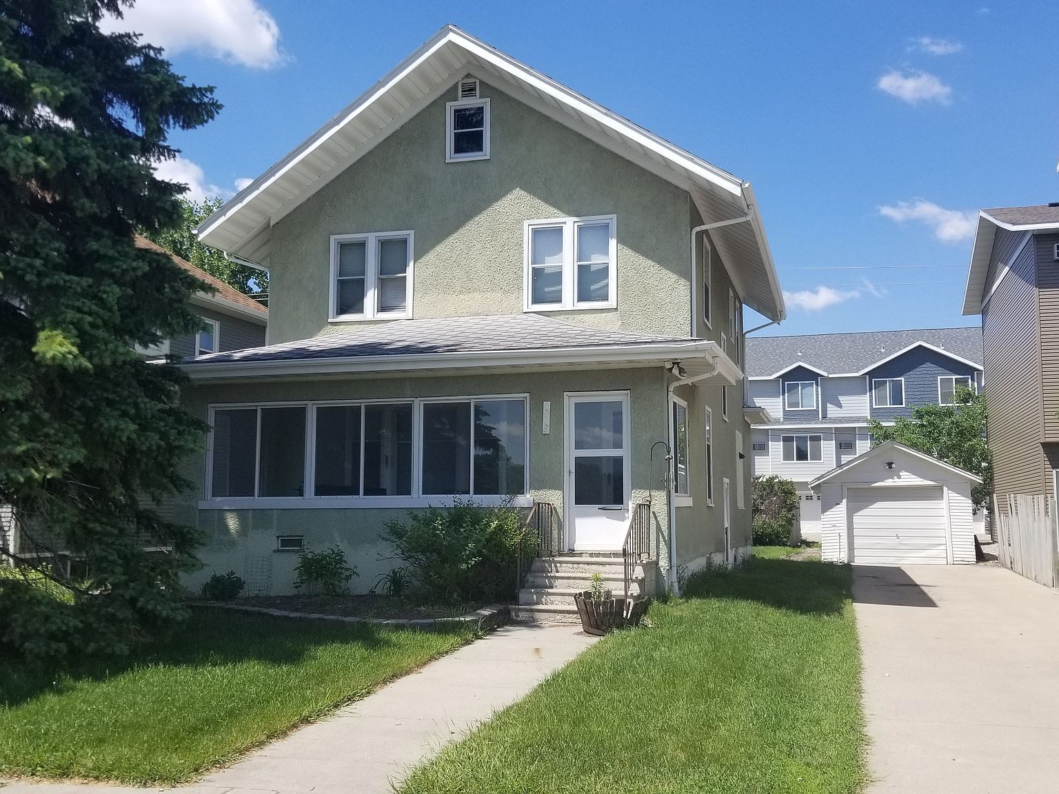 1018 15th St N, Fargo, ND 58102 Zillow
