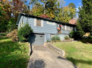 271 East Dr, Oak Ridge, TN 37830