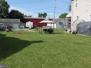 242 E Emaus St, Middletown, PA 17057
