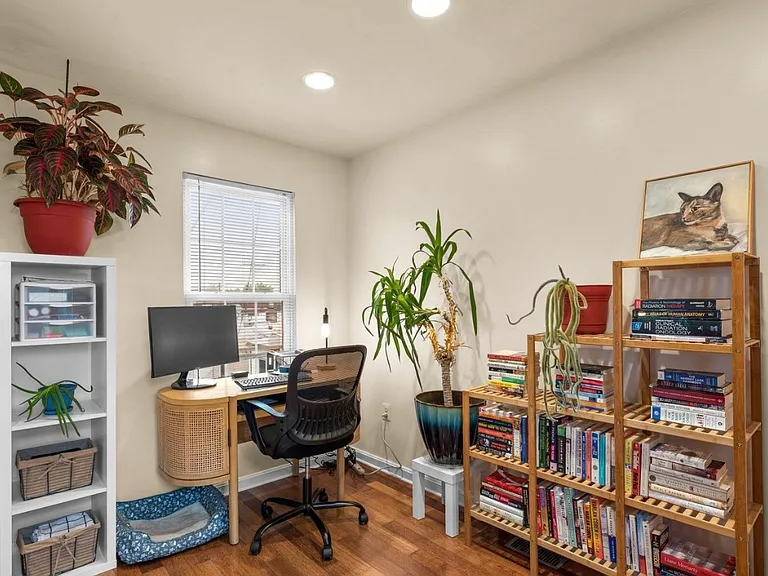 3318 Fleet St — Photo 17