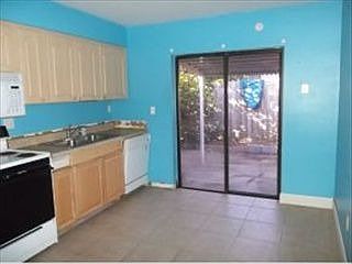 3rd image of 296 Chandler St