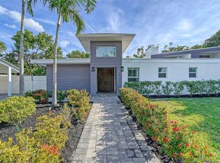 646 Canal Rd, Sarasota, FL 34242