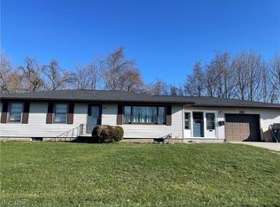 19 Beechrock Dr, Zanesville, OH 43701