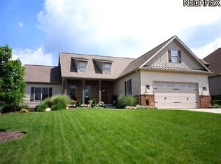 1001 Dalby Cir, Uniontown, OH 44685