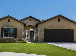 10507 Tamarron Dr, Bakersfield, CA 93311