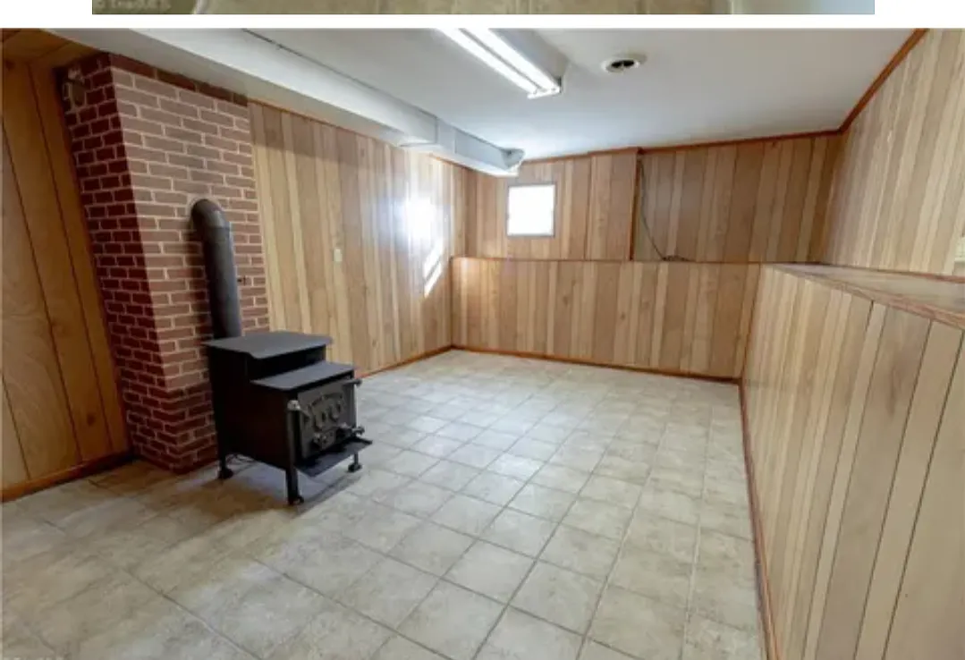 1 bed, 920 sqft, $900 — Photo 2
