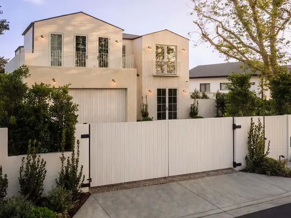 12128 Hesby St, Valley Village, CA 91607